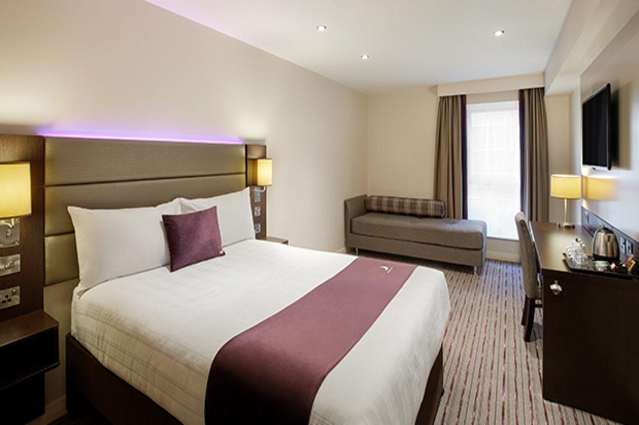 Dundee East Premier Travel Inn Exterior foto